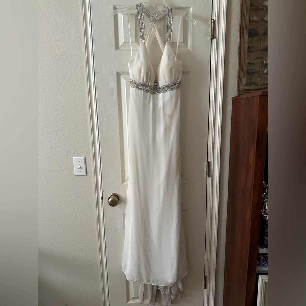 Blondie notes white dress prom/ wedding